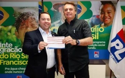 Bolsonaro volta a defender voto impresso nas eleições