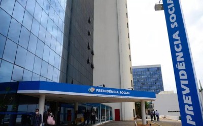 Após acordo, servidores do INSS encerram greve de dois meses