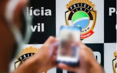 Homem paga para evitar vazamento de 