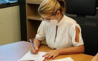 VANDA CAMILO cede servidora com “ÔNUS” para a Câmara Municipal