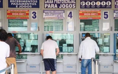Mega-Sena acumula e 54 apostadores de MS levam a quadra 