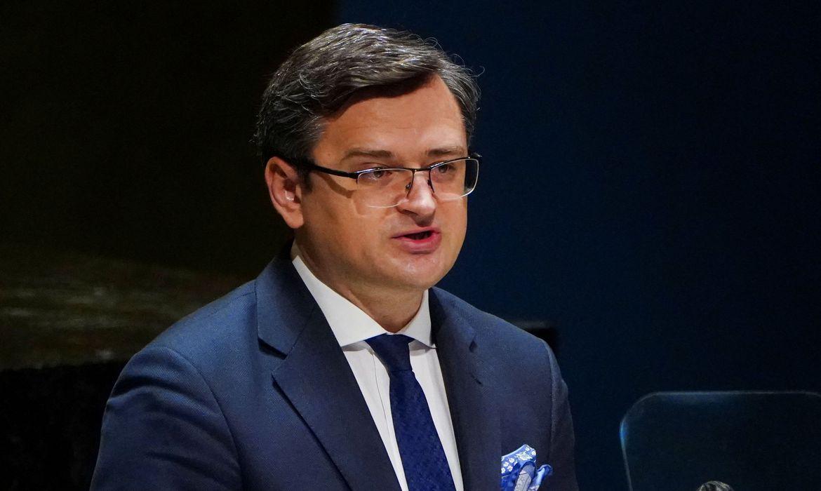 Chanceler da Ucrânia pede mais sanções contra a Rússia Chanceler da Ucrânia pede mais sanções contra a Rússia