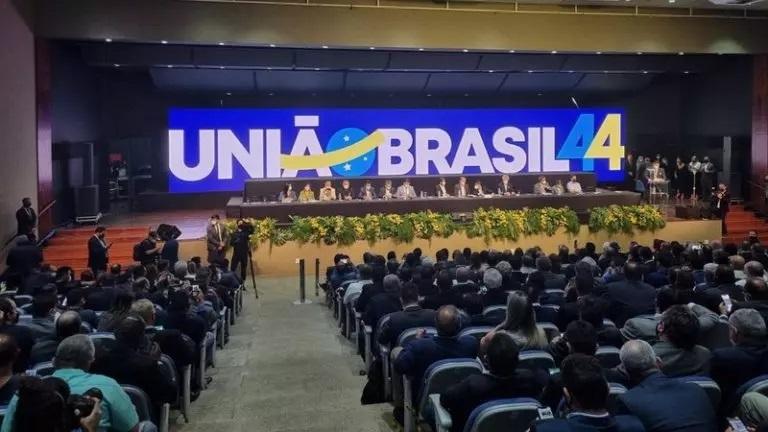 Fusão entre DEM e PSL faz 20 filiados deixarem o União Brasil em uma semana em MS Fusão entre DEM e PSL faz 20 filiados deixarem o União Brasil em uma semana em MS