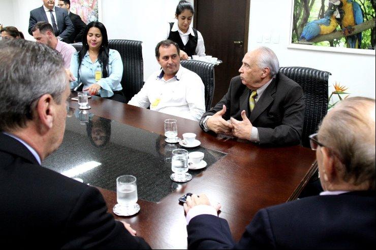 Londres Machado participa de reunião no Tribunal e Justiça para evitar fechamento de fórum Londres Machado participa de reunião no Tribunal e Justiça para evitar fechamento de fórum
