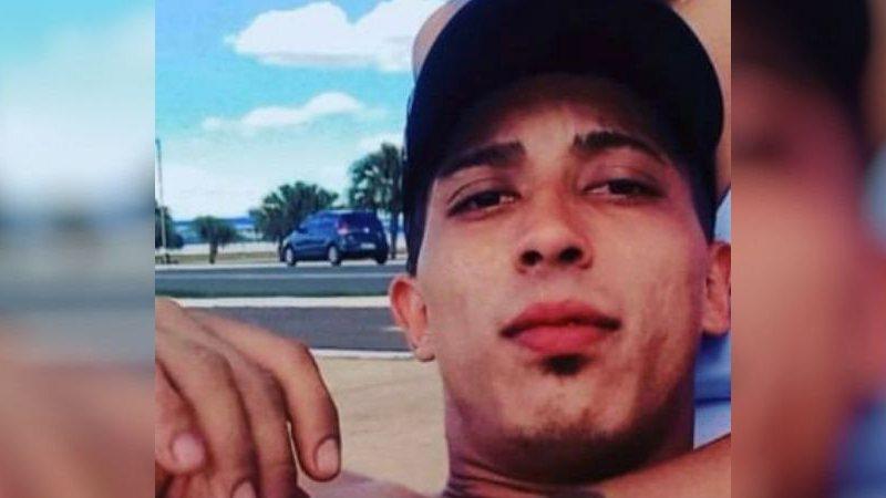 Mulher é presa após matar a facadas namorado por discussão em MS Mulher é presa após matar a facadas namorado por discussão em MS