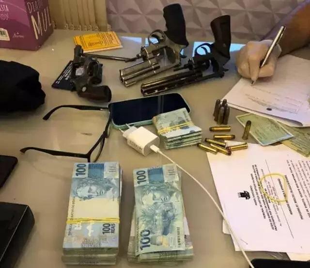 PF mira líderes da facção "Bonde do Maluco" e cumpre mandados em presídio de MS  PF mira líderes da facção