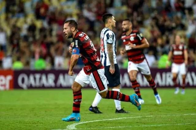 Jogando em casa, Flamengo vence o Talleres por 3 a 1  Jogando em casa, Flamengo vence o Talleres por 3 a 1