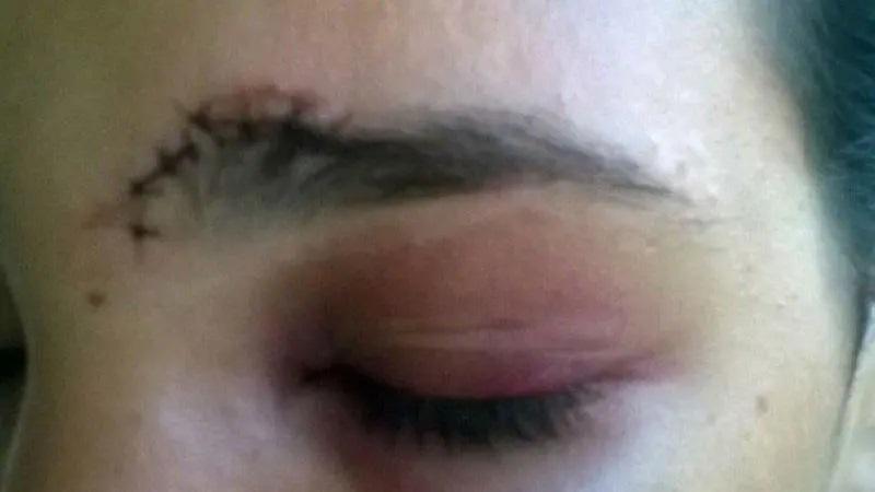 Homem é contido pela PM com spray de pimenta após agredir mulher em  Sidrolândia MS  Homem é contido pela PM com spray de pimenta após agredir mulher em  Sidrolândia MS