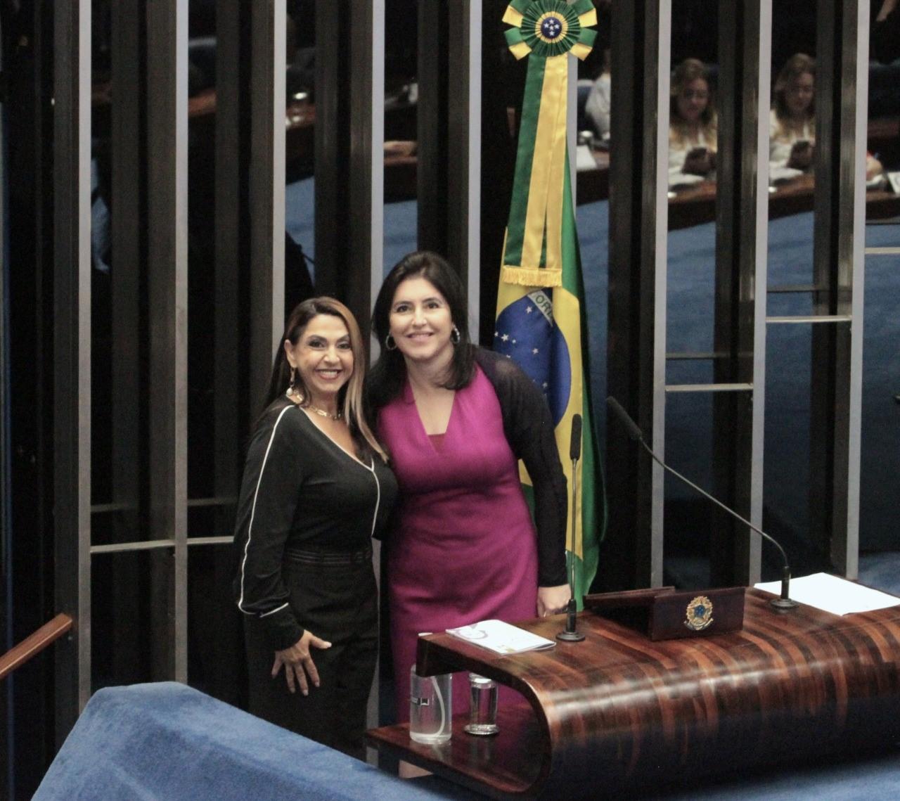 Senado: Presidente da FCDL MS é agraciada com o Diploma Bertha Lutz Senado: Presidente da FCDL MS é agraciada com o Diploma Bertha Lutz