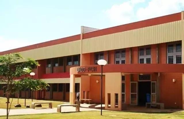 UFGD está com inscrições abertas em concurso com salário de R$ 4 mil  UFGD está com inscrições abertas em concurso com salário de R$ 4 mil