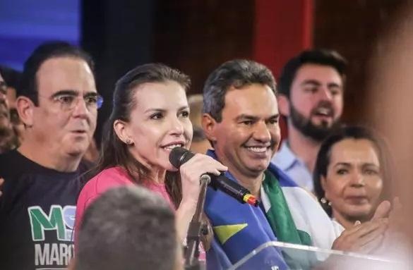 Viviane quer foco na Saúde e Felipe Orro desiste de tentar reeleição para ajudar na campanha Viviane quer foco na Saúde e Felipe Orro desiste de tentar reeleição para ajudar na campanha