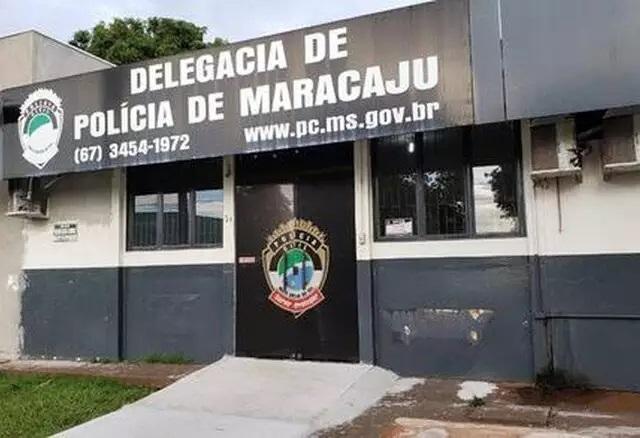 Cliente finge pagar com PIX e dá golpe de R$ 20 mil em loja de roupa infantil  Cliente finge pagar com PIX e dá golpe de R$ 20 mil em loja de roupa infantil