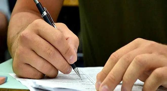 MS tem 240 vagas em concursos e seleções com salários que chegam a R$ 9,7 mil MS tem 240 vagas em concursos e seleções com salários que chegam a R$ 9,7 mil