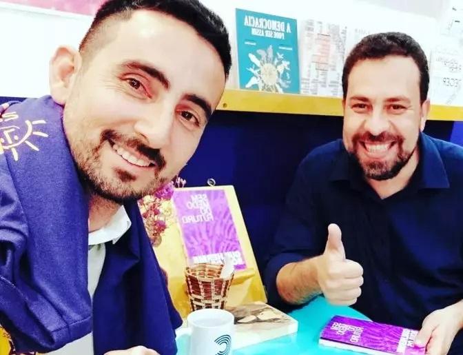 Psol define Adonis Marcos como pré-candidato ao Governo de MS após desistência de Luhhara Psol define Adonis Marcos como pré-candidato ao Governo de MS após desistência de Luhhara