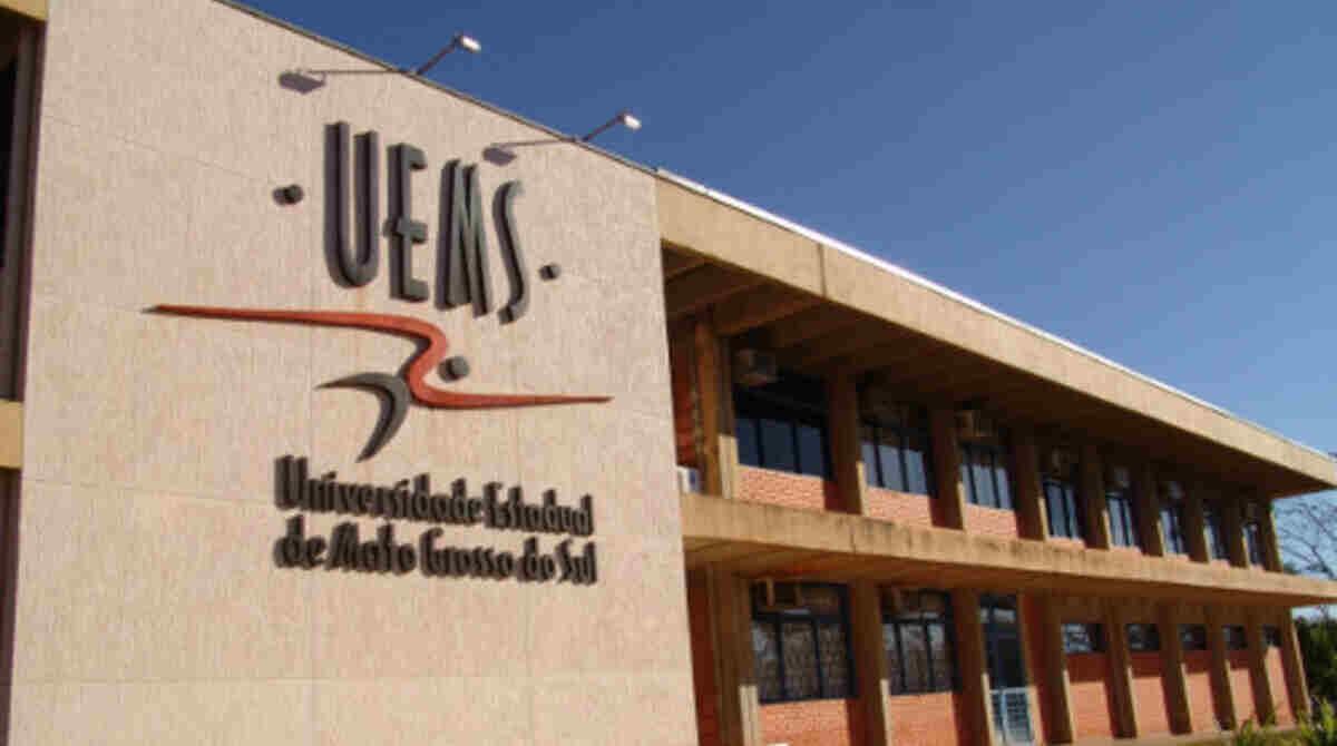 UEMS divulga resultado final e convoca aprovados em concursos para professor e assistente técnico UEMS divulga resultado final e convoca aprovados em concursos para professor e assistente técnico