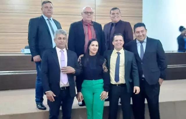Candidato de oposição vence disputa pela presidência da Câmara de Vereadores  Candidato de oposição vence disputa pela presidência da Câmara de Vereadores