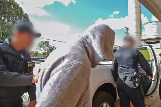 Mesada de R$ 100 mil: delator revela como genro de prefeita lucrou com contratos Mesada de R$ 100 mil: delator revela como genro de prefeita lucrou com contratos
