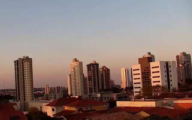 MS vai de calor extremo e umidade de deserto a chance de chuva com frio de 10ºC - CREDITO: CAMPO GRANDE NEWS MS vai de calor extremo e umidade de deserto a chance de chuva com frio de 10ºC - CREDITO: CAMPO GRANDE NEWS