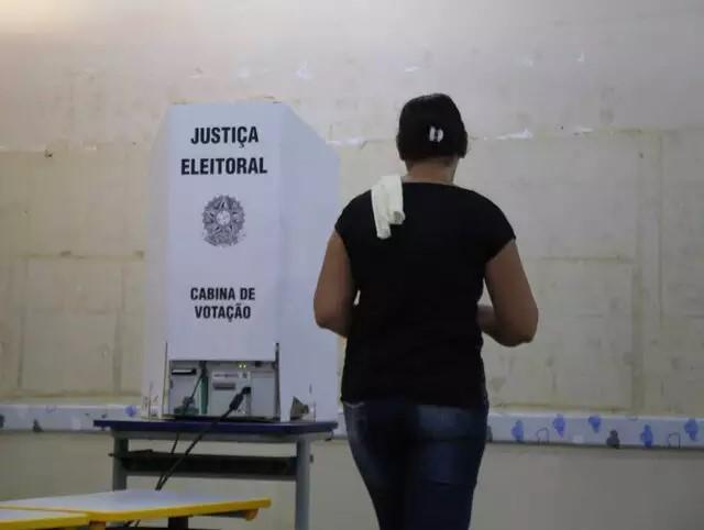 Candidatas com menos de 10 votos entram na mira do MP por suspeita de fraude , em Sidrolândia Candidatas com menos de 10 votos entram na mira do MP por suspeita de fraude , em Sidrolândia