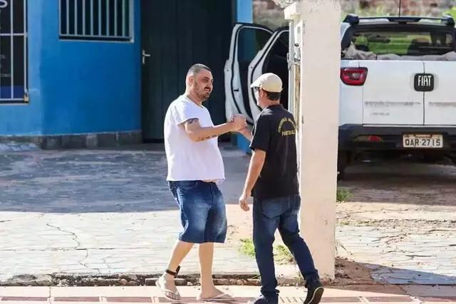 Braço direito de ex-vereador e "laranja" de empresa são outros presos pelo Gaeco... veja mais em https://www.campograndenews.com.br/brasil/cidades/braco-direito-de-ex-vereador-e-laranja-de-empresa-sao-outros-presos-pelo-gaeco Braço direito de ex-vereador e