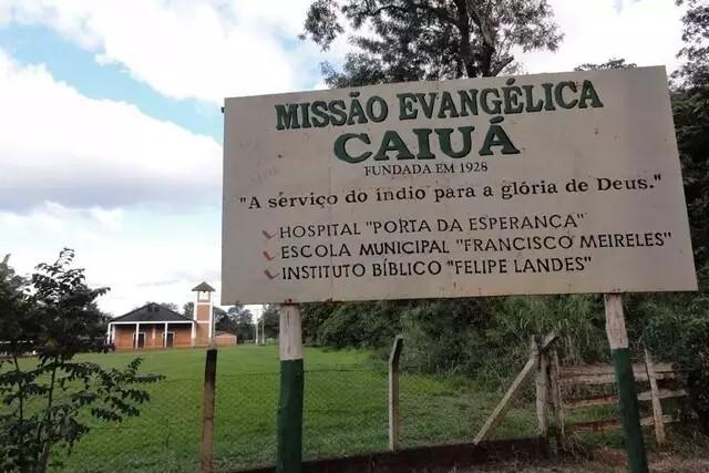 Maioria dos indígenas de MS é evangélica; católicos perdem espaço... veja mais em https://www.campograndenews.com.br/brasil/cidades/maioria-dos-indigenas-de-ms-e-evangelica-catolicos-perdem-espaco Maioria dos indígenas de MS é evangélica; católicos perdem espaço... veja mais em https://www.campograndenews.com.br/brasil/cidades/maioria-dos-indigenas-de-ms-e-evangelica-catolicos-perdem-espaco