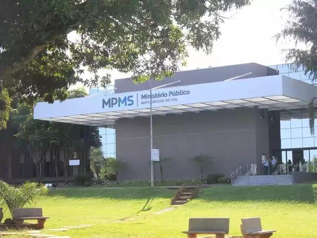 Professor classifica como "inacreditável" concurso do MP que reprovou todo mundo... veja mais em https://www.campograndenews.com.br/brasil/cidades/professor-classifica-como-inacreditavel-concurso-do-mp-que-reprovou-todo-mundo Professor classifica como