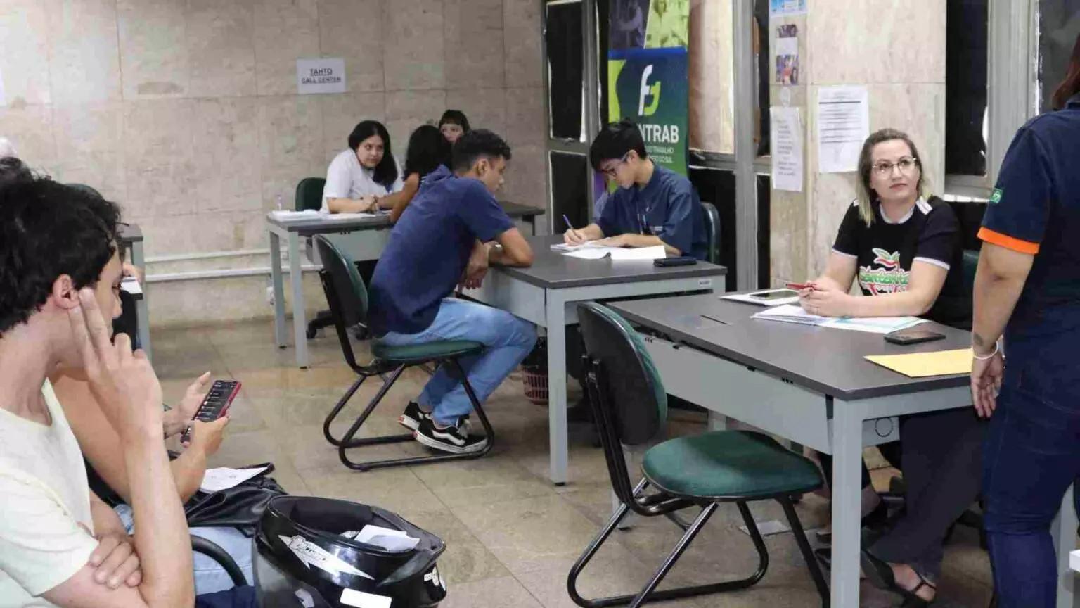 Feirão de empregos oferta vagas com chance de contratação imediata em Campo Grande Feirão de empregos oferta vagas com chance de contratação imediata em Campo Grande