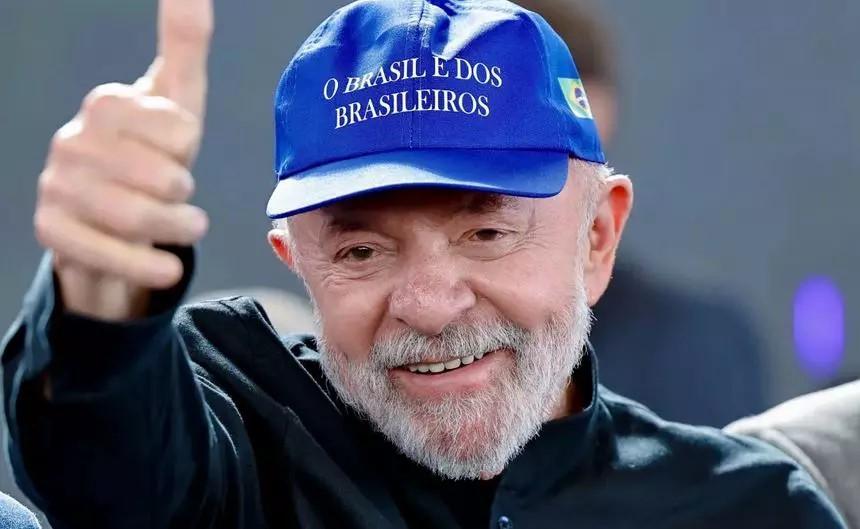 Lula vem a Mato Grosso do Sul para discutir reforma agrária na fronteira com o Paraguai Lula vem a Mato Grosso do Sul para discutir reforma agrária na fronteira com o Paraguai