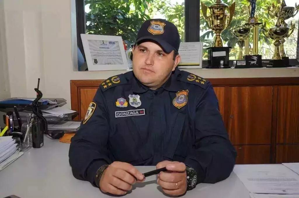 Secretário que elogiou Hitler e pediu desculpas será homenageado pela Câmara...  Secretário que elogiou Hitler e pediu desculpas será homenageado pela Câmara...