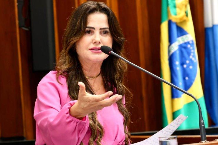 Sidrolândia: Mara Caseiro solicita viabilização de recursos para implantação de aeroporto Sidrolândia: Mara Caseiro solicita viabilização de recursos para implantação de aeroporto