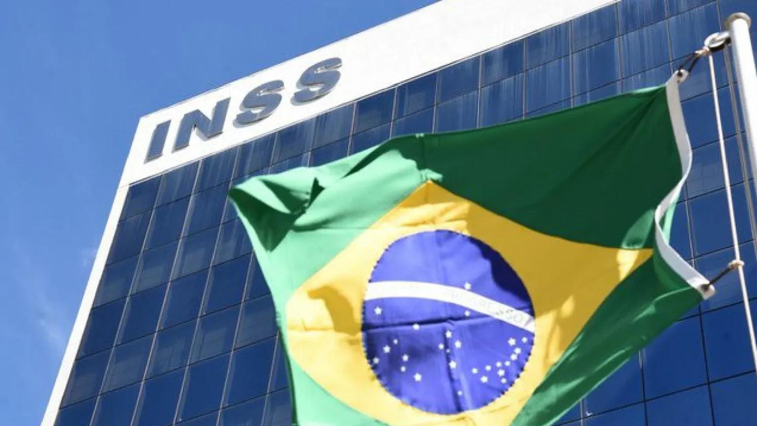 Aposentados e pensionistas que terão descontos indevidos devolvidos já somam 1,6 milhão Aposentados e pensionistas que terão descontos indevidos devolvidos já somam 1,6 milhão