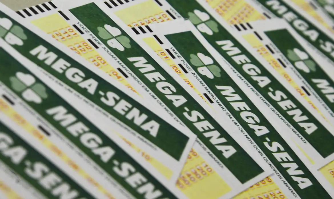 Concurso 2.915: Mega-Sena acumula e prêmio vai para R$ 33 milhões Concurso 2.915: Mega-Sena acumula e prêmio vai para R$ 33 milhões