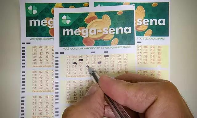 Acumulada, Mega-Sena sorteia R$ 36 milhões nesta quinta...
