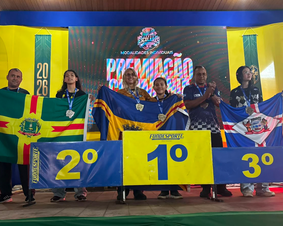 Entre 23 municípios, Isabel Pereira conquista 2º lugar e leva Sidrolândia ao pódio do xadrez nos Jogos Escolares de MS