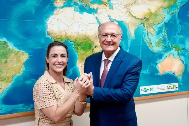 Soraya recua de acordo com Vander e mantém pré-candidatura ao Senado... 