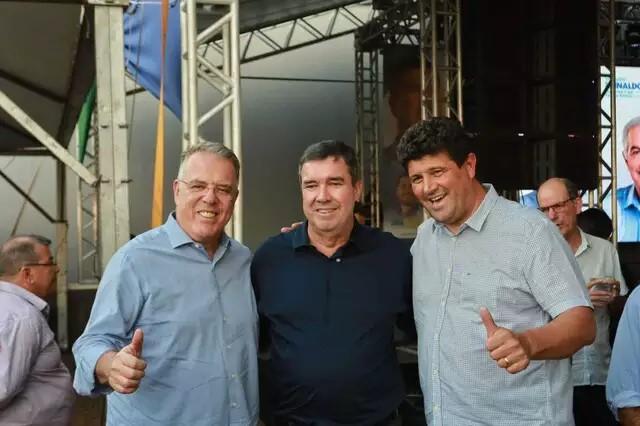Em campanha, Riedel reúne prefeitos e lideranças para alinhar apoio eleitoral..