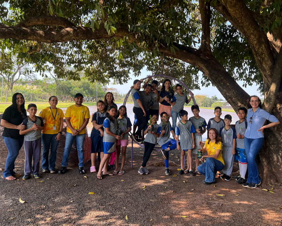Dia da Árvore é marcado por atividades de educação ambiental com estudantes no Parque Ecológico Vale do Vacaria
