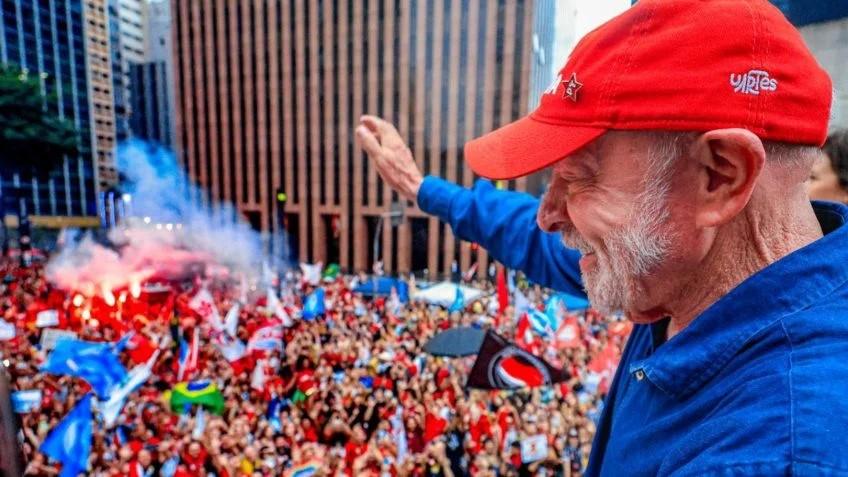 Líderes da Comissão Europeia, França, Espanha, Índia, Ucrânia e Canadá parabenizam Lula